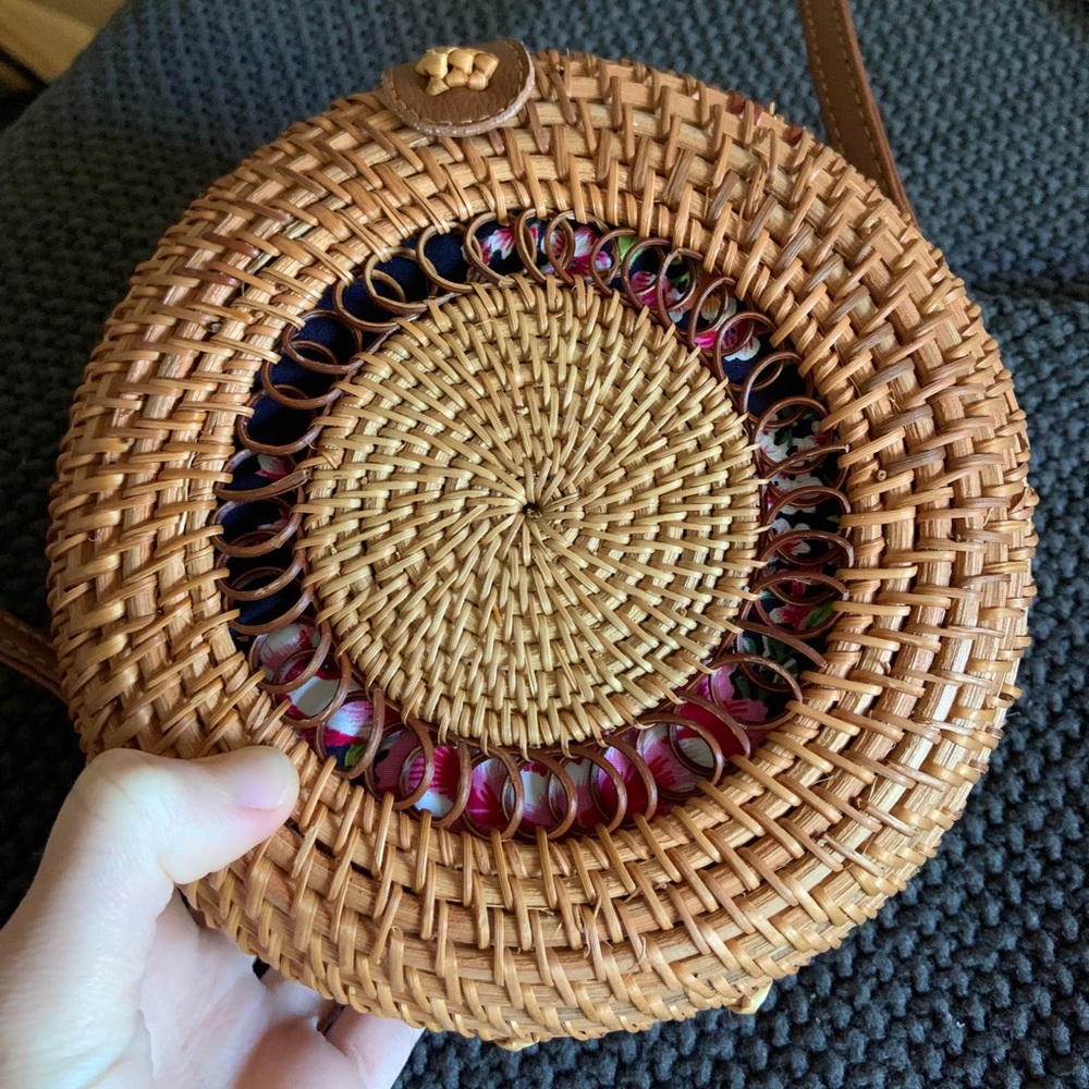Round purse